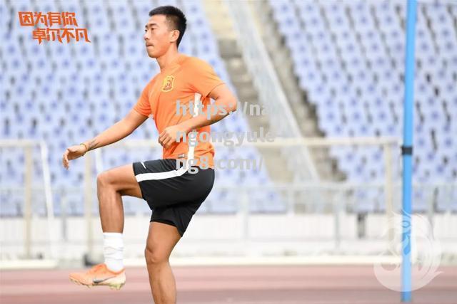 武汉卓尔新帅上任，期待改变战绩